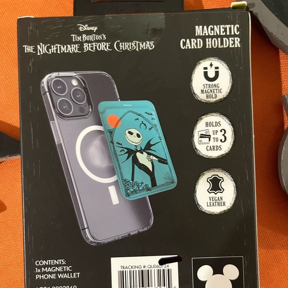 Disney Halloween Party Decor Set - Black and Orange - Picture 16 of 16